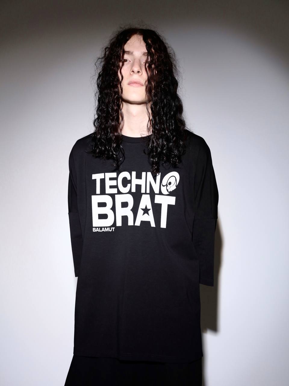 Футболка "TECNO BRAT"